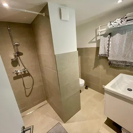 Apartment Watt-s-up-24 *